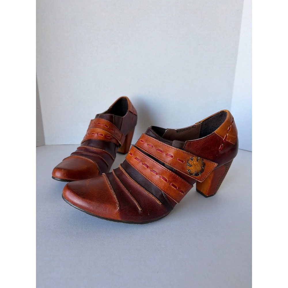 L Artiste Spring Step Wondrous Brown Leather Hand Painted Block Heel Pumps 42